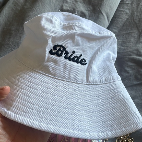 Bride - Picture 7 of 11